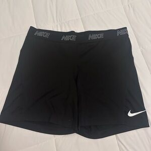 Nike Pro Women's Black Athletic Shorts